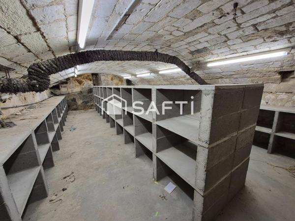 INVESTISSEUR : 300m² de potentiel depuis 3 entrées