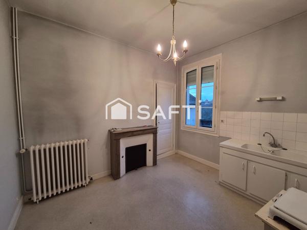 INVESTISSEUR : 300m² de potentiel depuis 3 entrées