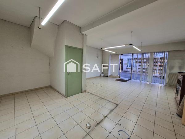 INVESTISSEUR : 300m² de potentiel depuis 3 entrées