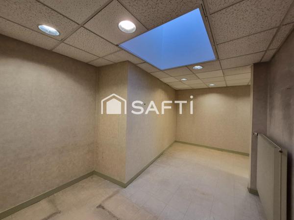 INVESTISSEUR : 300m² de potentiel depuis 3 entrées