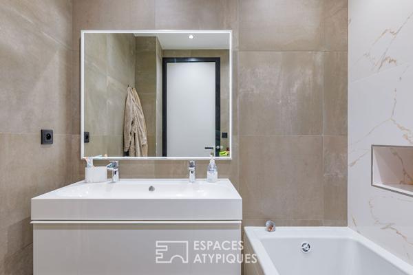 Ancien rénové avec terrasse plein ciel coeur Montchat