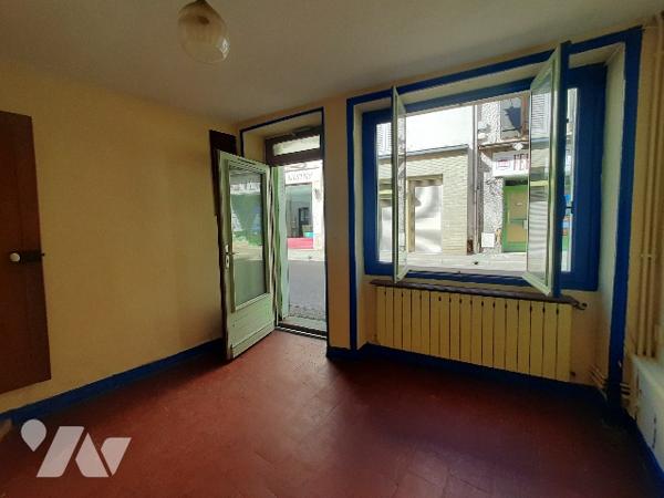 Coeur de village, maison ancienne