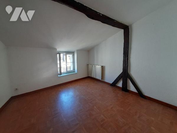 Coeur de village, maison ancienne