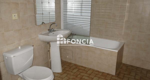 Location Appartement 2 pièces 51.84 m² - ÉTampes 91150