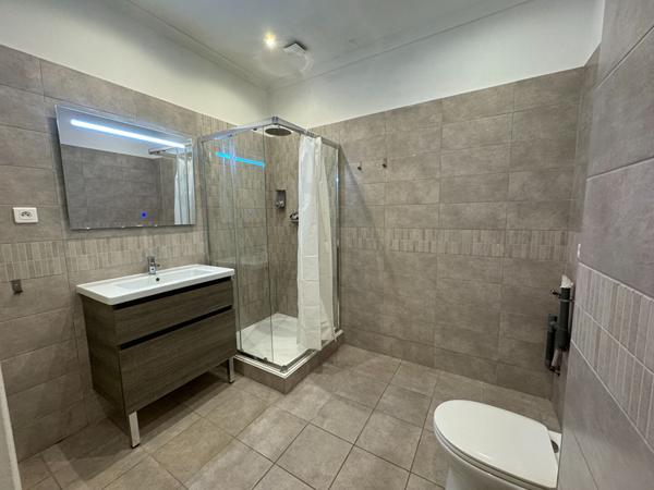 Appartement Nimes 4 pièces 91,89 m2