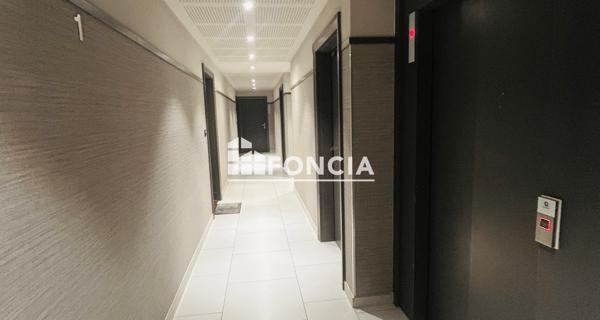 Location Appartement 2 pièces 42 m² - Sainte-geneviève-des-bois 91700