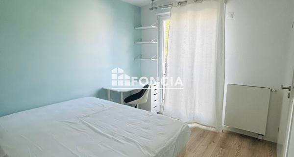 Location Appartement 2 pièces 42 m² - Sainte-geneviève-des-bois 91700