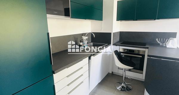Location Appartement 2 pièces 42 m² - Sainte-geneviève-des-bois 91700