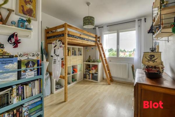 Appartement 4 pièce(s)