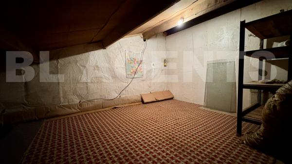 Joli pavillon avec terrain et dépendance