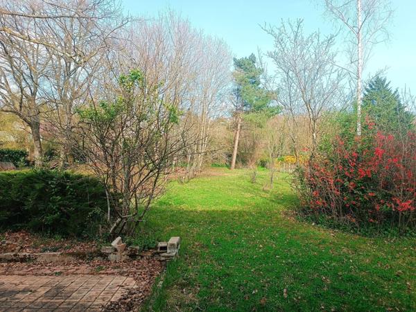 MAISON DE PLAIN PIED 109 M² 3 CHAMBRES ET UN BUREAU 108 000 € H.A.I.*