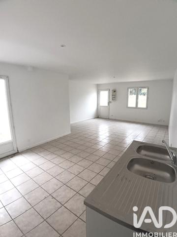 Immeuble à vendre 230 m² Épineau-les-Voves