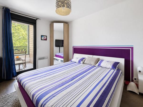 Limeil-Brévannes – Bel appartement 2 pièces avec balcon et parking, résidence sécurisée 2012