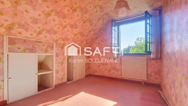 Maison familiale individuelle avec jardin de 864 m²
