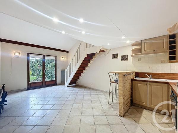 Appartement à vendre  2 pièces - 44,09 m2 SAVIGNY SUR CLAIRIS - 89