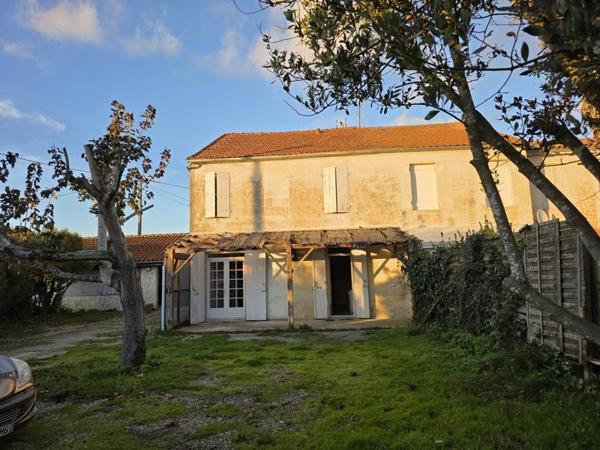 Immeuble à vendre 197 580 € Jonzac 282 m² DPE E