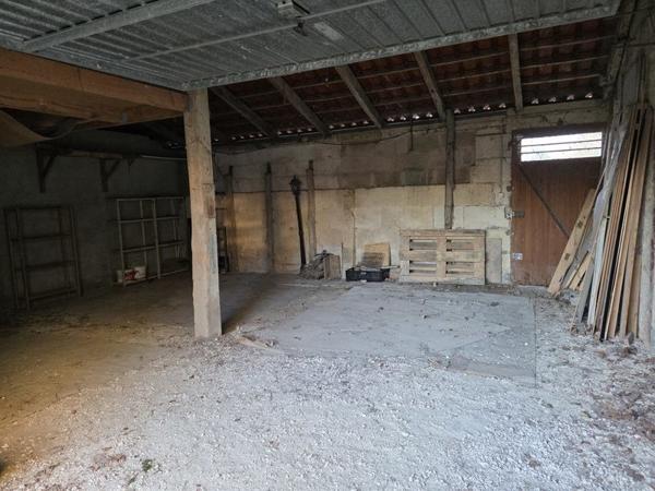 Immeuble à vendre 197 580 € Jonzac 282 m² DPE E