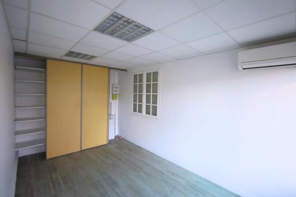 Immeuble de rapport, 8 appartements et 1 local commercial