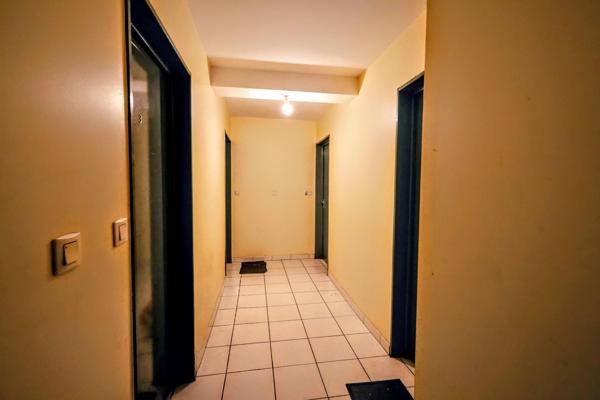 Immeuble de rapport, 8 appartements et 1 local commercial