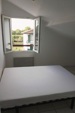 Immeuble de rapport, 8 appartements et 1 local commercial