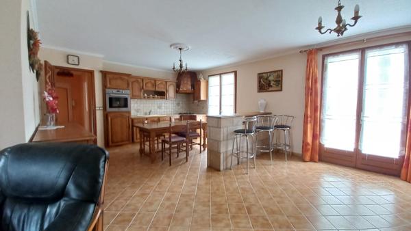 MAISON A VENDRE CLEGUEREC CENTRE BRETAGNE MORBIHAN 56