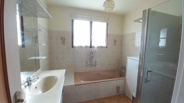 MAISON A VENDRE CLEGUEREC CENTRE BRETAGNE MORBIHAN 56