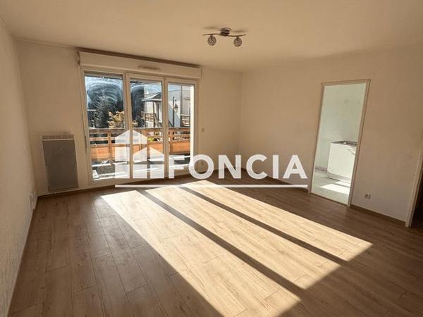 Location Appartement 3 pièces 61.2 m² - 6 RUE JEAN BONAL Bouffemont 95570