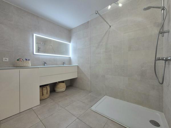 Appartement 2 pièces - 50 m² Exclusivité efficity