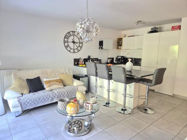 Appartement 2 pièces - 50 m² Exclusivité efficity