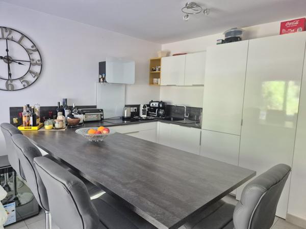 Appartement 2 pièces - 50 m² Exclusivité efficity