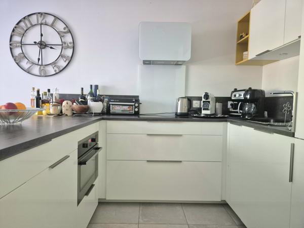 Appartement 2 pièces - 50 m² Exclusivité efficity