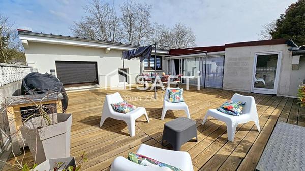 Maison aux beaux volumes F8