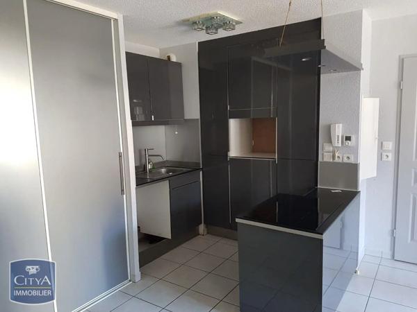 Appartement à louer 2 pièces 51.64m²