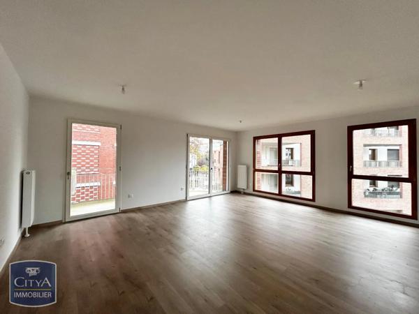 Appartement à louer 4 pièces 85.6m²