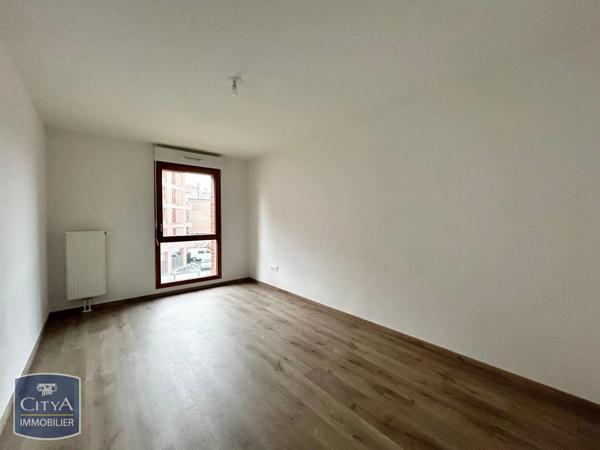 Appartement à louer 4 pièces 85.6m²