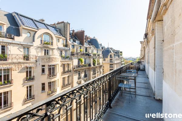 Bureaux à louer à PARIS 75008
