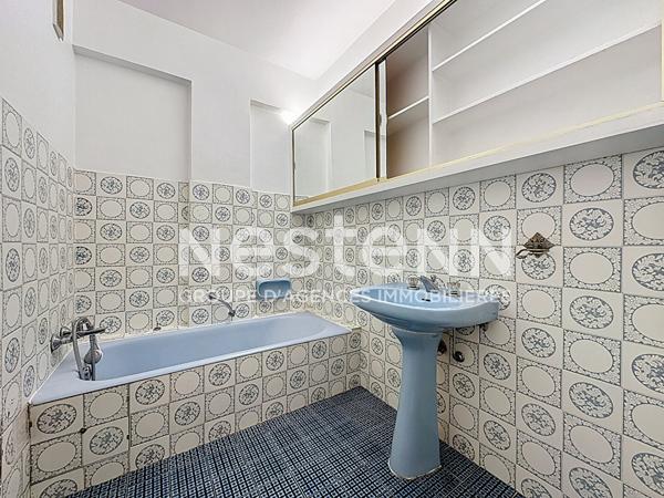 SOUS OFFRE EXCLUSIVITE MANDELIEU 3P dernier étage expo SUD - parking et cave