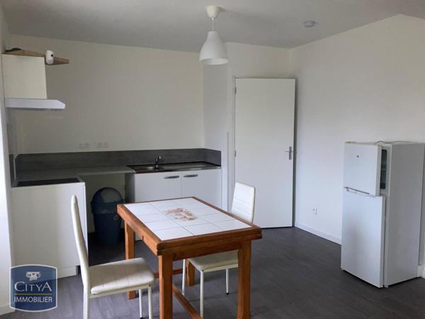 Location appartement Corbeil-Essonnes (91100) 1 pièce 26.4m²