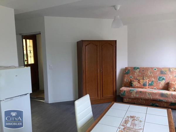 Location appartement Corbeil-Essonnes (91100) 1 pièce 26.4m²