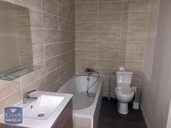 Location appartement Corbeil-Essonnes (91100) 1 pièce 26.4m²