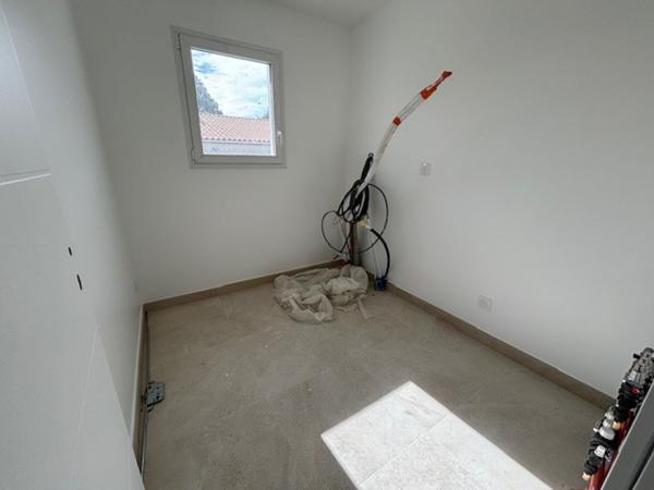 Autre  4 pièce(s)  3 chambre(s)  101 m²