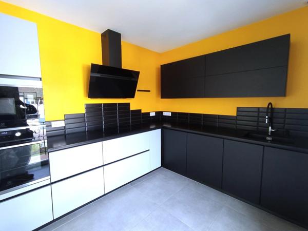 Maison à louer 4 chambres MELLECEY (71)