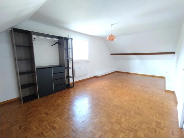 Maison à louer 4 chambres MELLECEY (71)