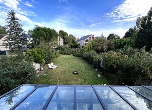 Maison à vendre    6 pièces • 205 m2 L'Isle-Adam