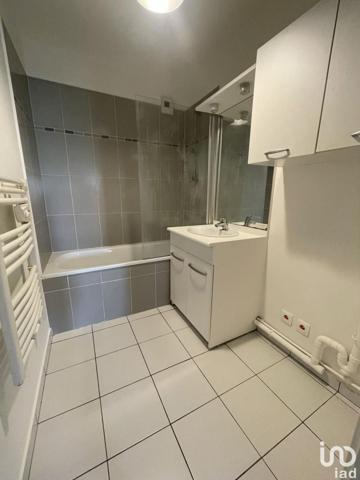 Appartement 3 pièces de 56 m² à Compiègne (60200)