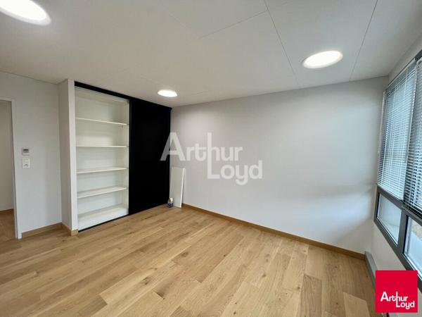 SAINT GREGOIRE - BUREAUX A LOUER 234 M² - PARC D'AFFAIRES EDONIA