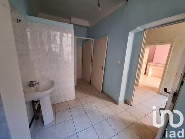 Immeuble à vendre 151 m² Le Luc