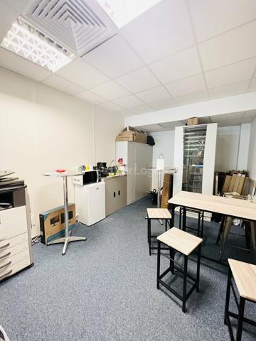 BUREAUX à LOUER de 627 m²