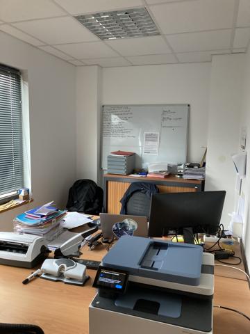 BREST PORT DE COMMERCE BUREAU A LOUER