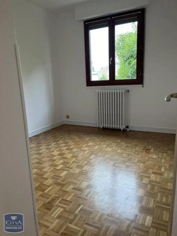 Maison à louer 6 pièces 128m²